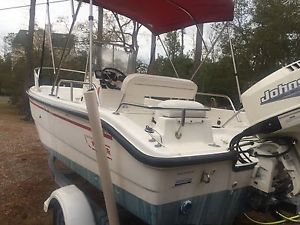 2001 Boston Whaler Dauntless