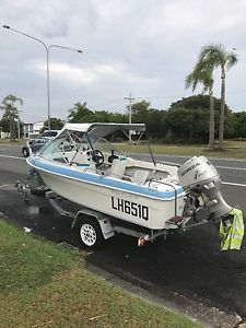 Haines sequel 4.6m boat