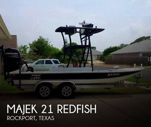 1999 Majek 21 Redfish