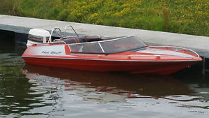 Broom Aquarius 16ft Speedboat & 150HP Outboard with trailer