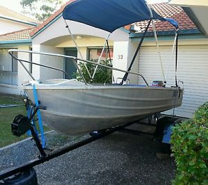12ft tinny 15hp mariner outboard and trailer