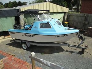 Miranda Craft 4.8m Half Cabin Boat Mercury