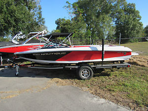 2011 Correct Craft Nautique 200