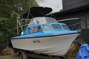 HALF CABIN FISHING boat 4.5 mtr REDUCED for quick sale