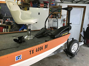 2013 TRACKER 1436