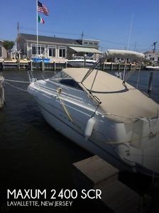 2000 Maxum 2400 SCR