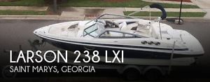 2009 Larson 238 LXI