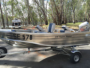 Makocraft Tracker Topper 376, 20Hp Honda, Real-Ezy Foldable Trailer plus extras