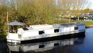 2015 Widebeam 50'x11' Liveaboard Canal River Boat Barge Houseboat London