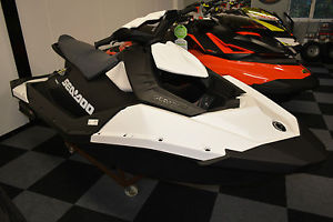 Seadoo Spark 90hp 3up 2017 Seadoo Jet ski Rotax Ace 900cc IBR Seadoo  NEW