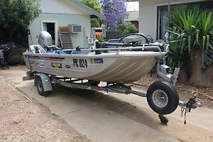 Stacer 4.3 Aluminium fishing boat on a Brooker Trailer