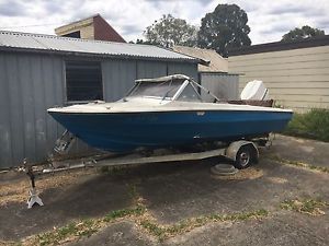 Glastron V153 boat, 90HP Motor, Tilt Trailer and lots of spares.