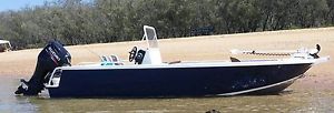 Spacecraft Centre Console 5 metre fishingboat