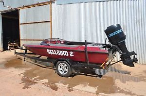 SKI BOAT WITH TRAILER