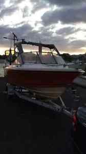 1995 5MT MUSTANG FISHING BOAT WITH 1995 85HP SUZUKI OUTBOARD