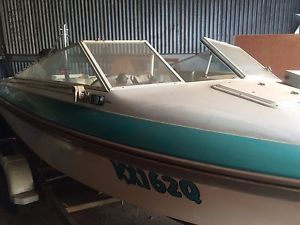 Haines Signature Boat,1994, 4.2M, Fibreglass, Cuddy 1/4 cabin, Ski, Fish, Family