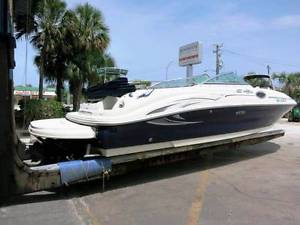 Immaculate Sea Ray 26' 2006/2016 SunDeck - SD240