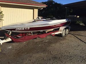 1985 Salem CUSTOM SKI BOAT 383 CHEV Stroker Engine