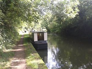 30ft x7.5 wide unusual narrowboat project