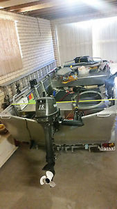 395 Proline Stacer on trailer