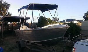 4.2mtr Quintrex Dory