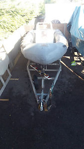 28" EX MILITARY DIESEL PROJECT RIB ON TRAILER GREAT POTENTIAL