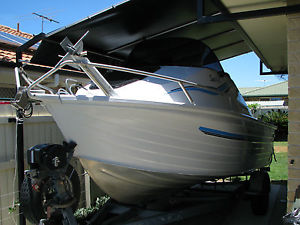 Quintrex Bay Ranger Caprice 4.75