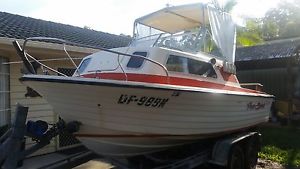 16ft Cruise Craft Regal 1/2 Cabin 115 Evinrude