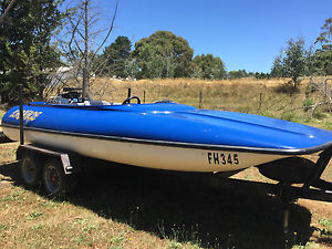 ski race boat twin hull