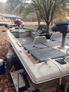 1989 Astro fishing boat