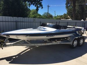 Ski boat low hours