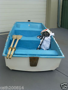 Fibreglass 9ft Great condition with Tanaka Engine 1.2hp with manual