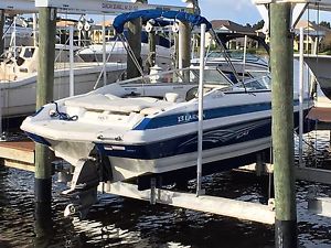 2007 Larson LXI 228 Larson LXI