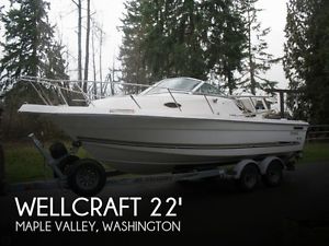 2004 Wellcraft Walkaround 22