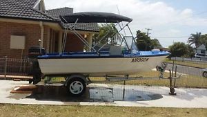 15ft fibreglass open runabout
