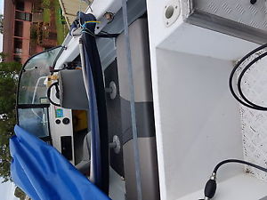 Aluminum brooker not quintrex