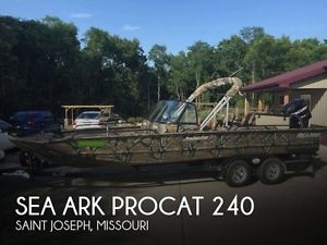 2016 Sea Ark Procat 240