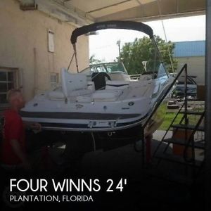 2008 Four Winns 240 Horizon