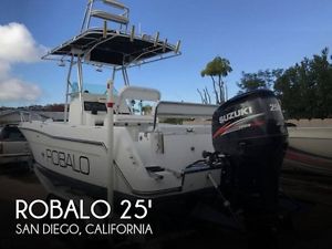 1999 Robalo 2420 Center Console
