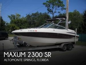 2000 Maxum 2300 SR