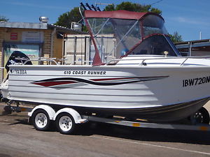 QUINTREX 610 COASTRUNNER ALL 2005 WITH 135 OPTIMAX LOW HOURS STUNNING BOAT