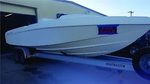 2015 Sutphen 278 SportFish