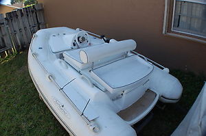 2013 Aermarine 275 Js
