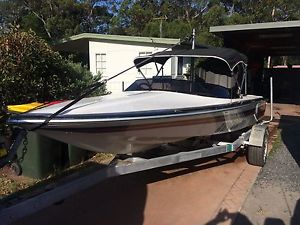 lewis tournament ski boat