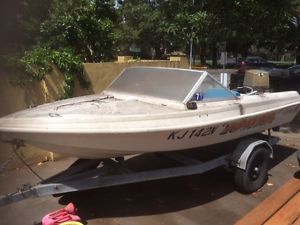 14ft Runabout on reg trailer