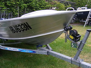 QUINTREX 375 DART ALUMINIUM TINNY  NOT STACER NOT STEBER