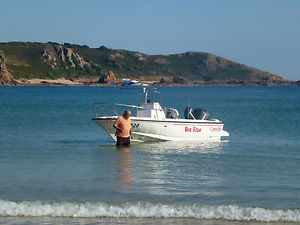 Boston Whaler Outrage 17 II