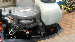 DE HAVILLAND TINNIE  YAMAHA OUTBOARD
