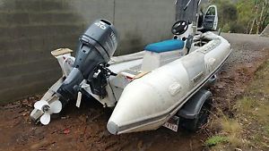 Aquapro 5.5 m rib ( damaged float )