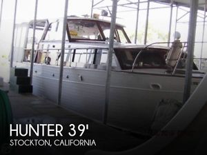 1965 Hunter 39 Sedan Cruiser